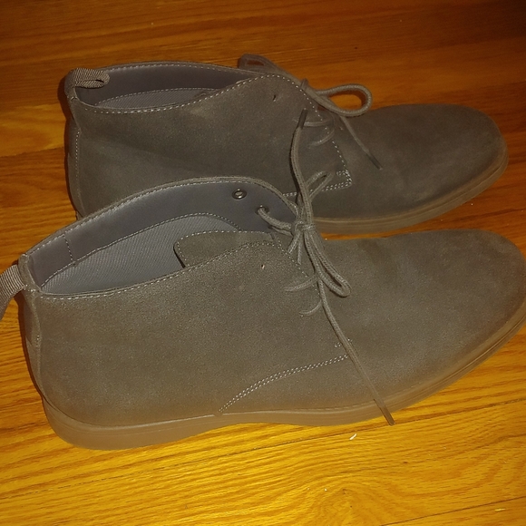 Men's dress shoe size 10 - Picture 3 of 4